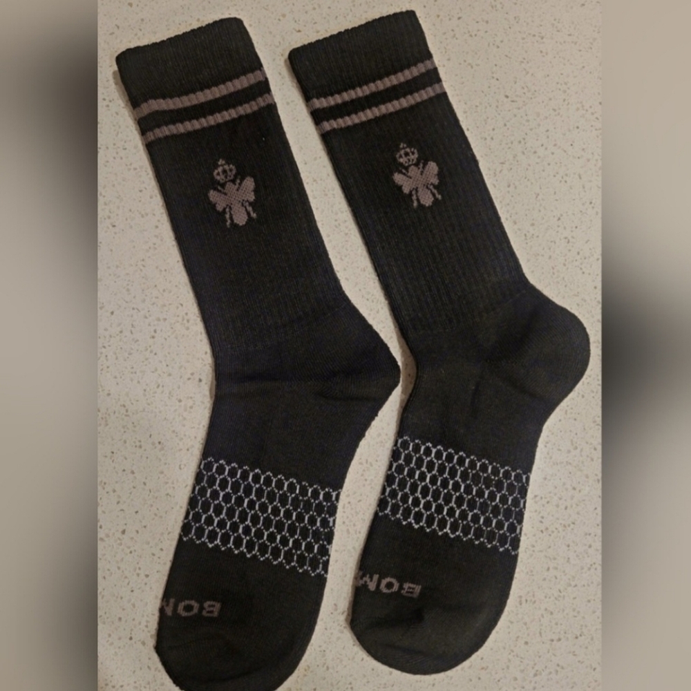 Bombas Crew Calf Socks Small Black~Grey Womens BNWT 2 Pair Bee Better - Picture 12 of 14